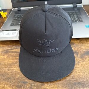 Arcteryx cap